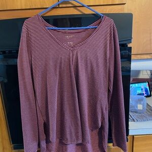 Arizona women’s shirt.   Great shape never worn. XL